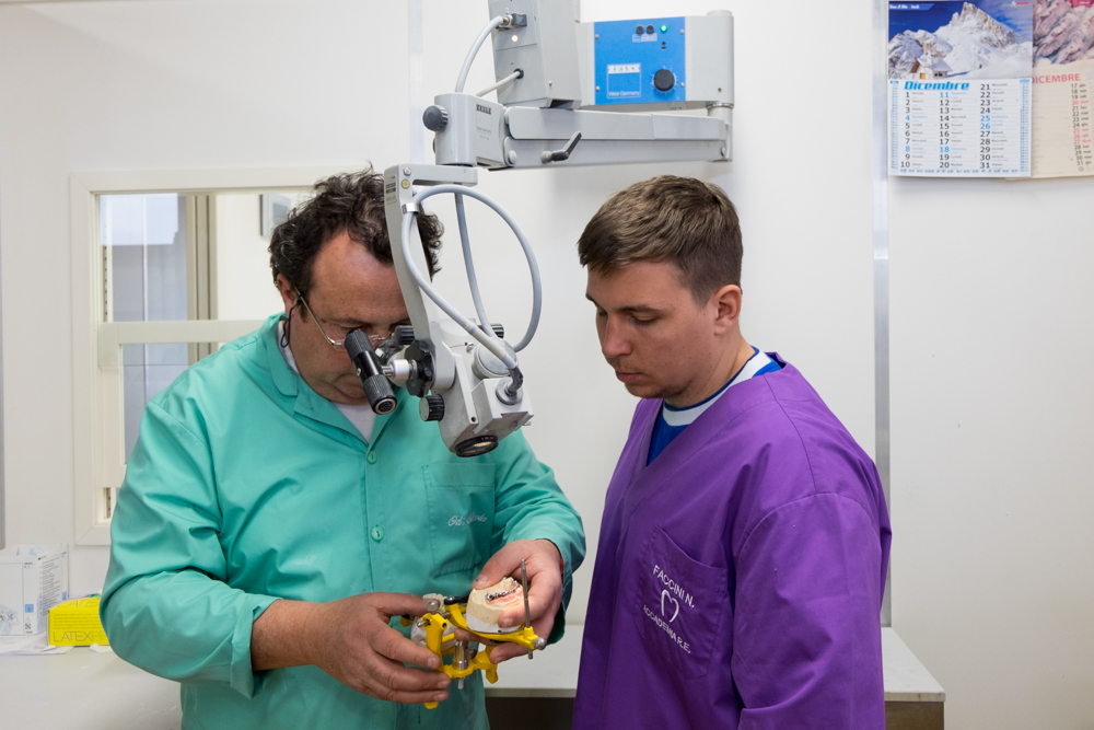 DENTISTA A CASTIGLIONE DELLE STIVIERE